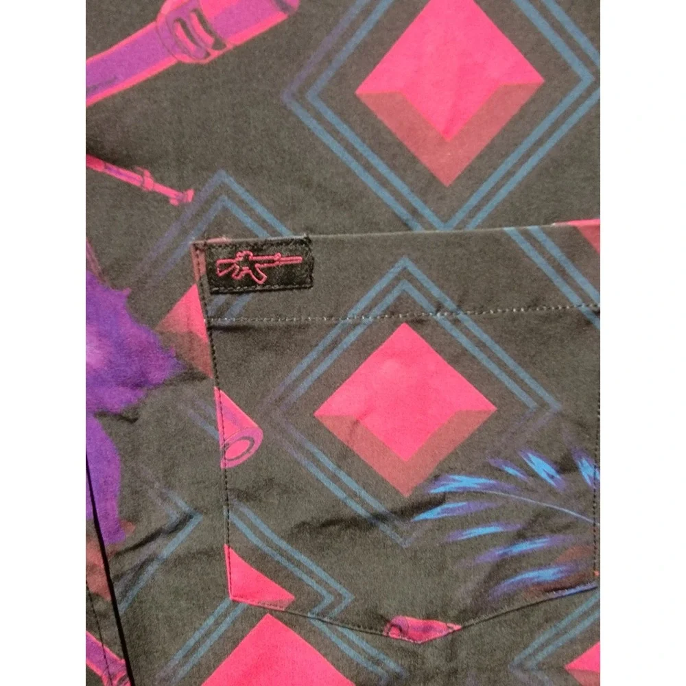 Retro Rifle Pink/Blue/Black Short Sleeve Button Down‎ Shirt Size M